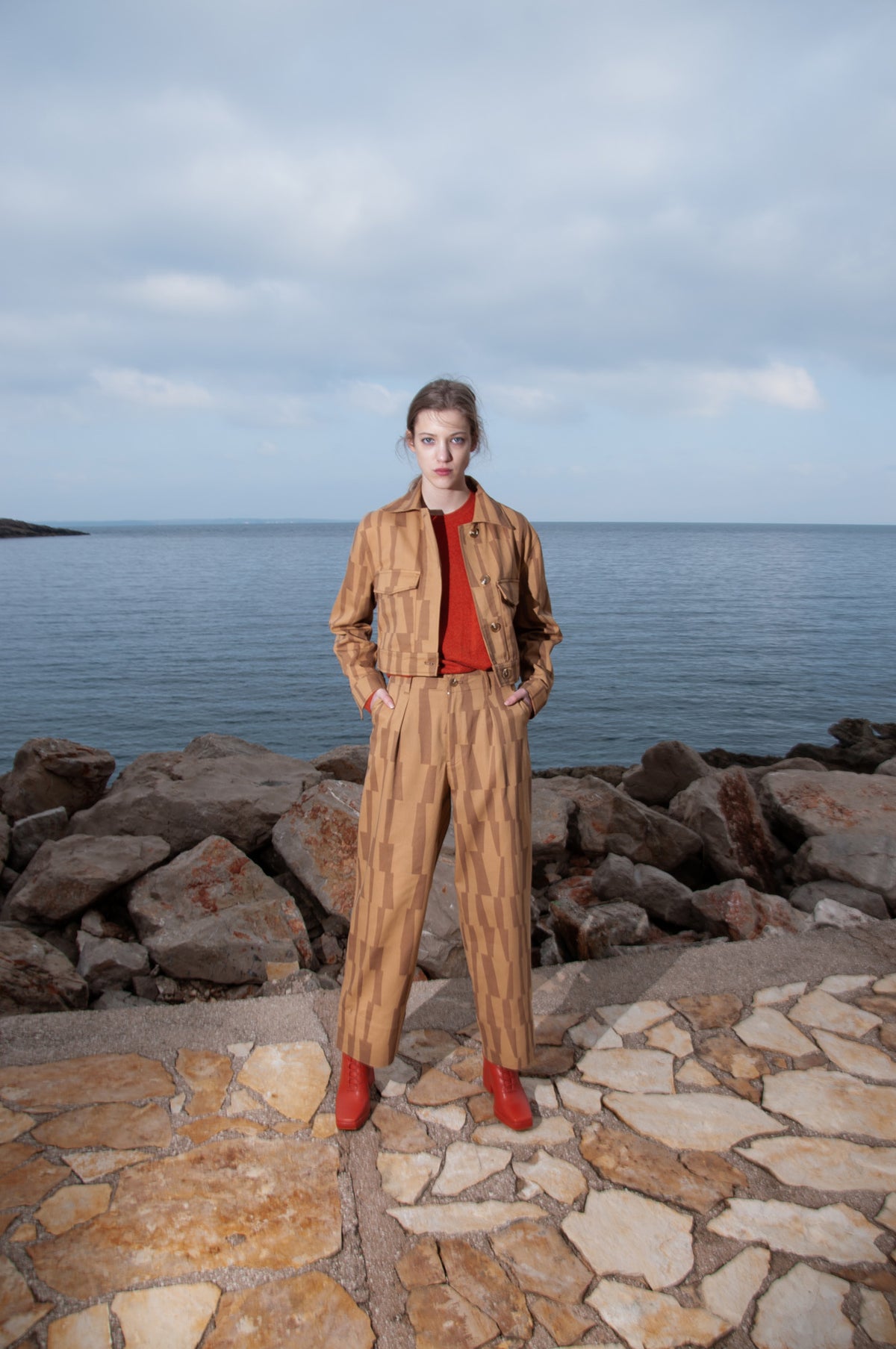 UNTITLED IN MOTION Basile Pant