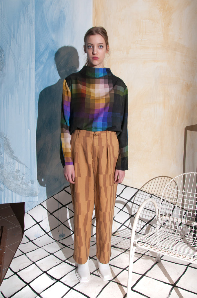 UNTITLED IN MOTION Basile Pant