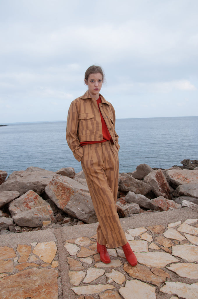 UNTITLED IN MOTION Simplus Jacket