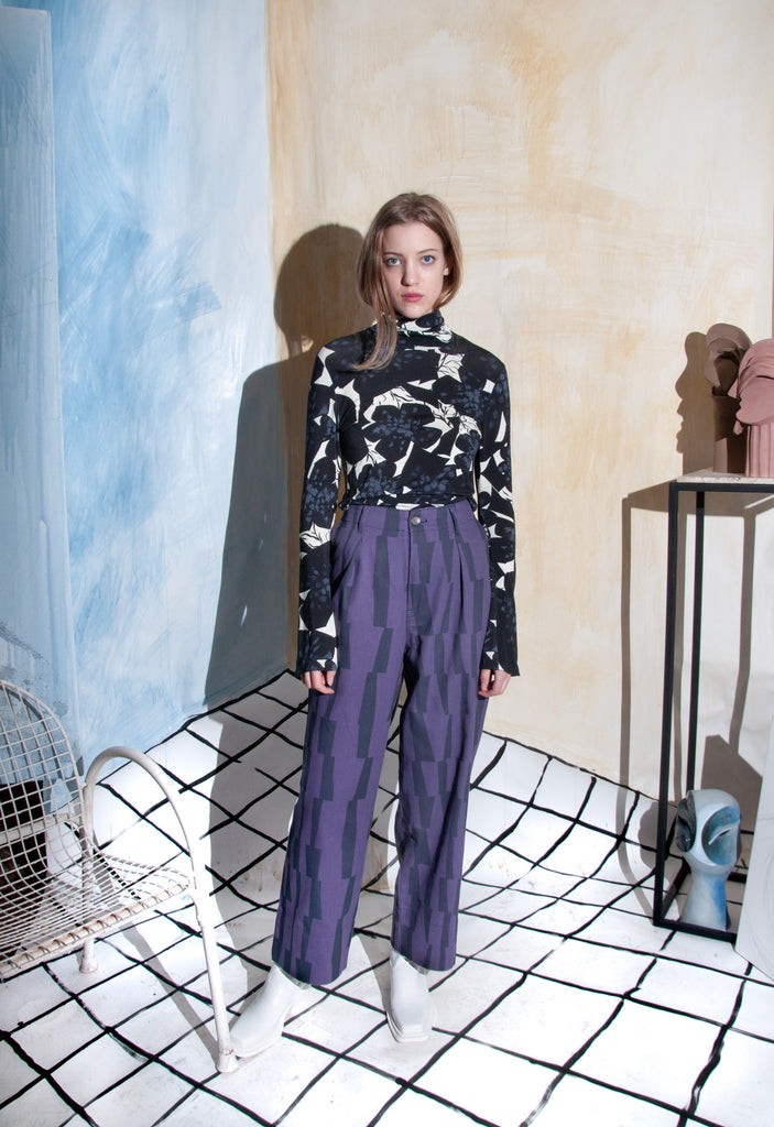 UNTITLED IN MOTION Basile Pant