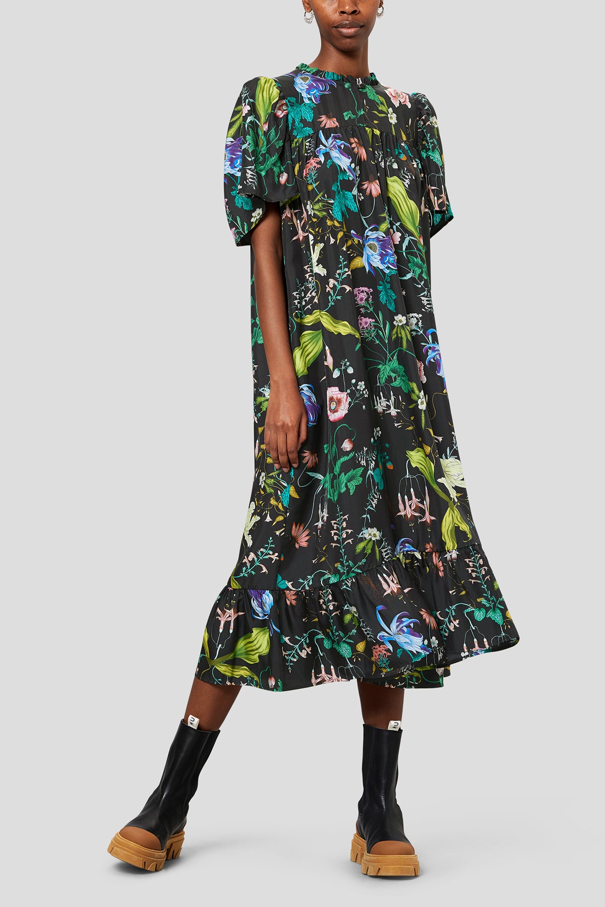 Celiz Dress in Black by Munthe