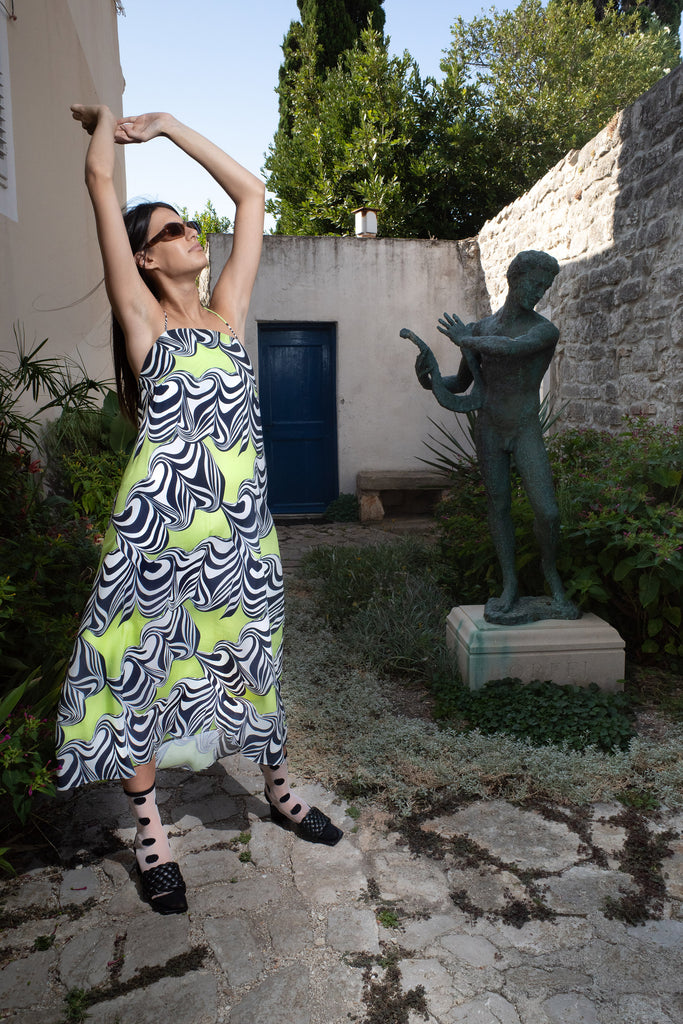 UNTITLED IN MOTION Intermission Dress