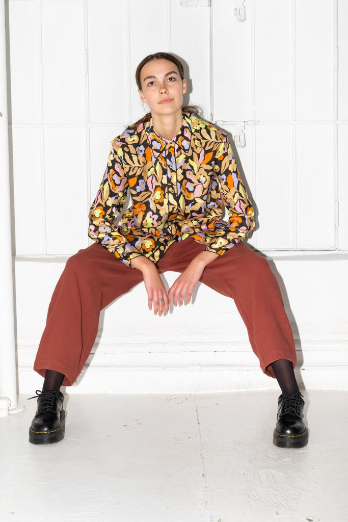 Manifest Top in Lucida by Untitled in Motion