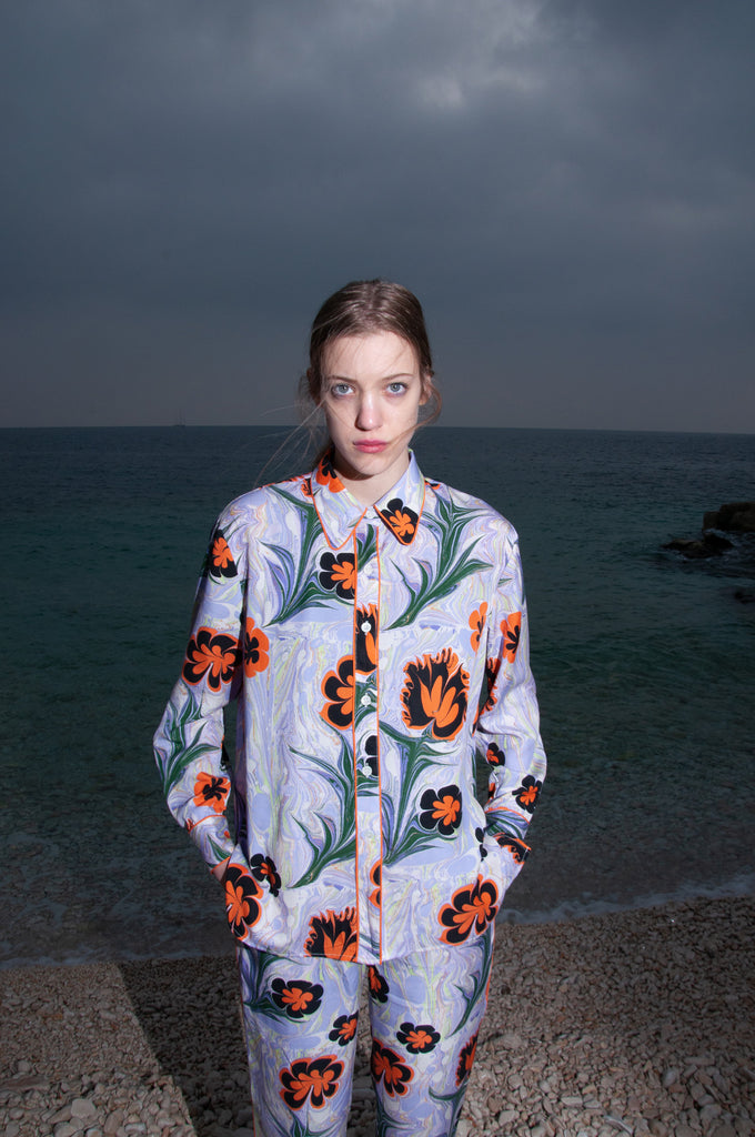 UNTITLED IN MOTION Manifest Top